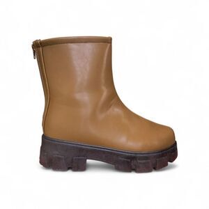 Rouge Helium Tan Faux Leather Chunky Lug Sole Ankle Boots Back Zip Size 9